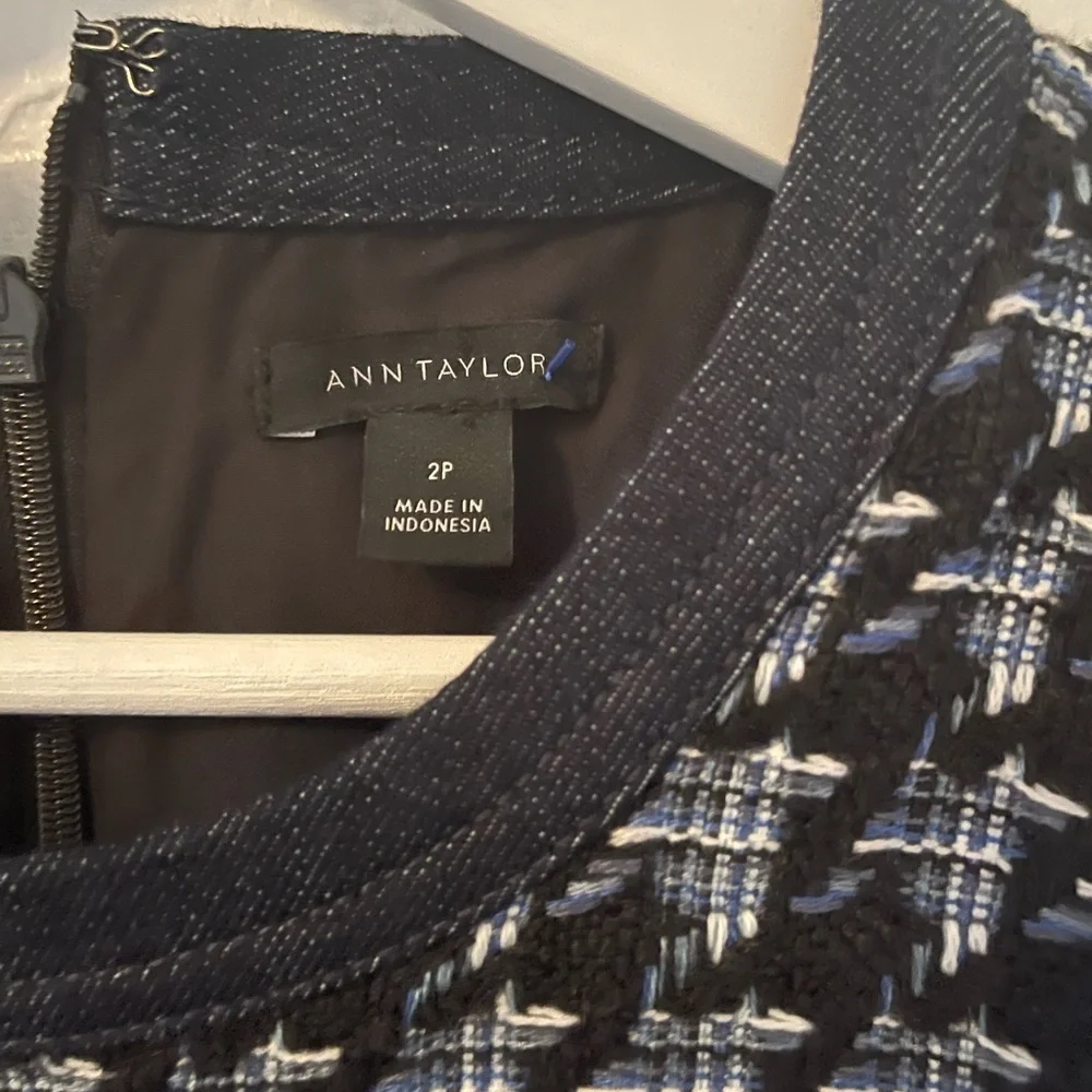 Ann Taylor Denim Tweet Houndstooth Dress size 2P - Picture 8 of 13